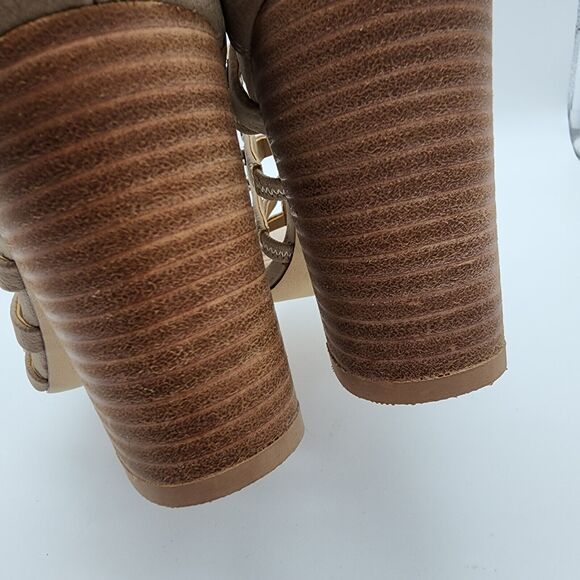 Bcbgeneration Chasta Strappy Sandals Size 9.5M Tan Block Heel Caged Studded - Picture 8 of 13
